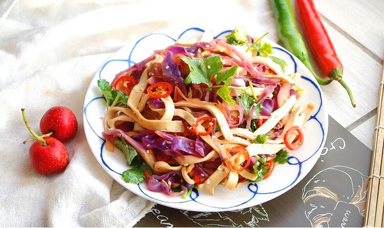 紫甘蓝的功效与禁忌,炒紫包菜的做法大全