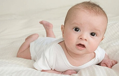 十个月的宝宝发育标准