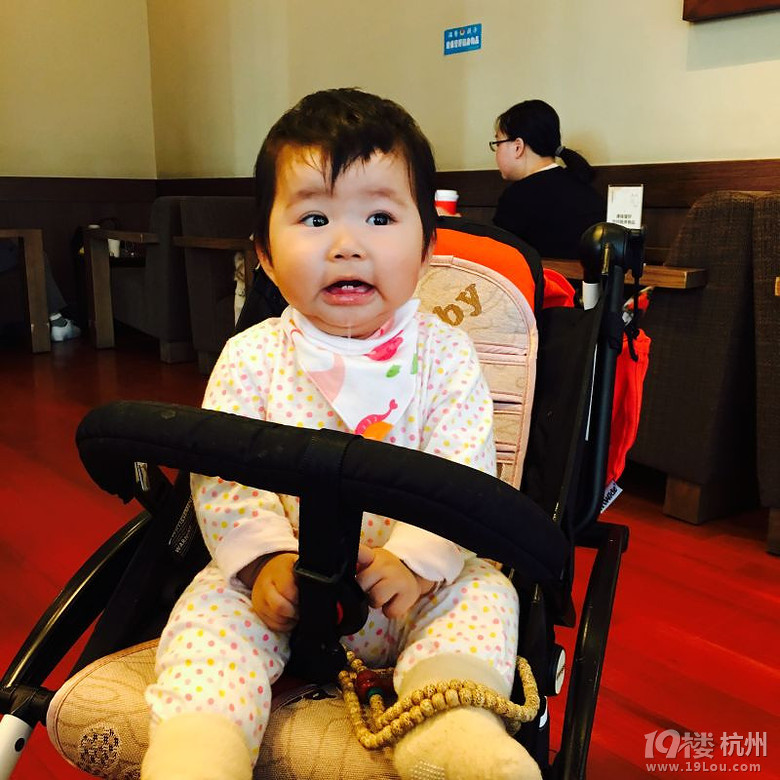 麻麻陪你一起慢慢长大