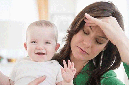 如何正确走出产后抑郁