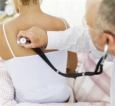 产后恶露有异味怎么办 原因是什么2